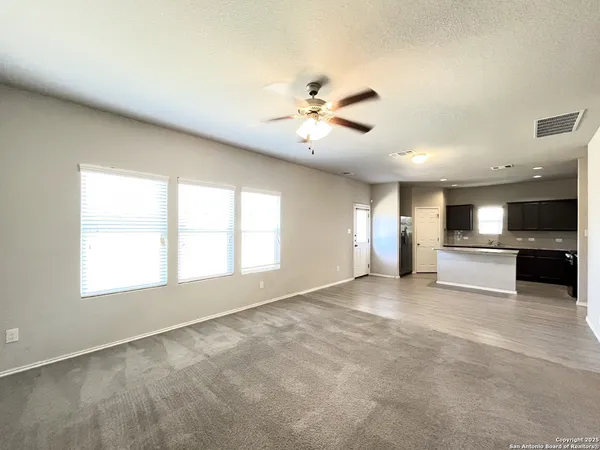 $1,795 | 15167 Dione Bend, San Antonio, TX 78245