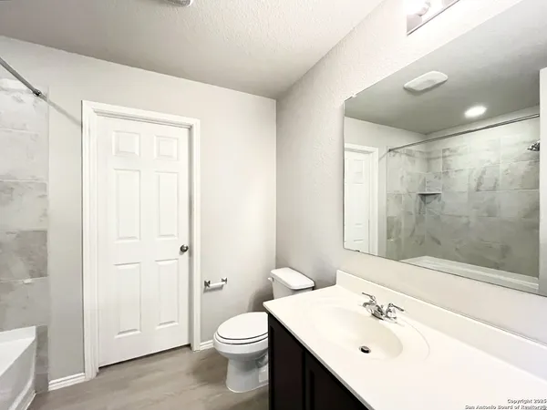 $1,795 | 15167 Dione Bend, San Antonio, TX 78245