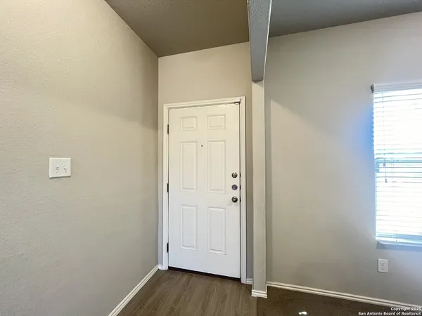 $1,795 | 15167 Dione Bend, San Antonio, TX 78245