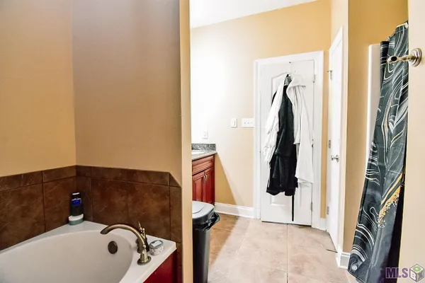 $270,000 | 121 Therese Drive, Vacherie, LA 70090