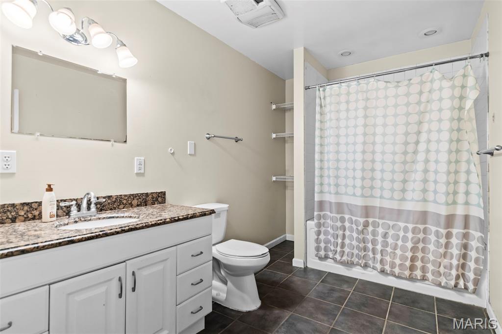 23946 Grosenheider Road Litchfield, IL 62056 - Photo 20 of 35 Gallery Image 20