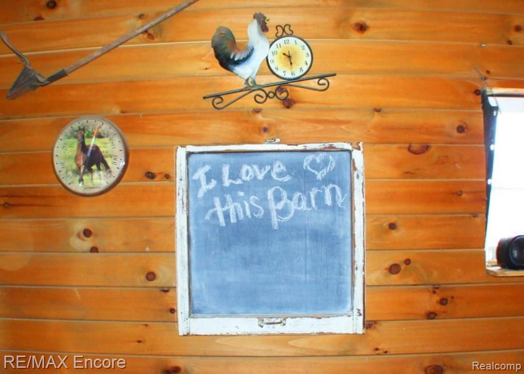 8363 Henderson Road Goodrich, MI 48438 - Photo 39 of 44 We love this barn!!