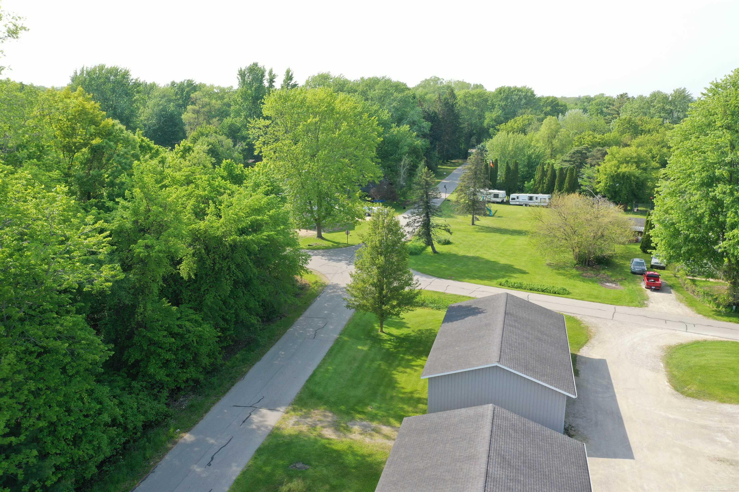 6625 Lakeshore Road Lakeport, MI 48059 - Photo 35 of 59
