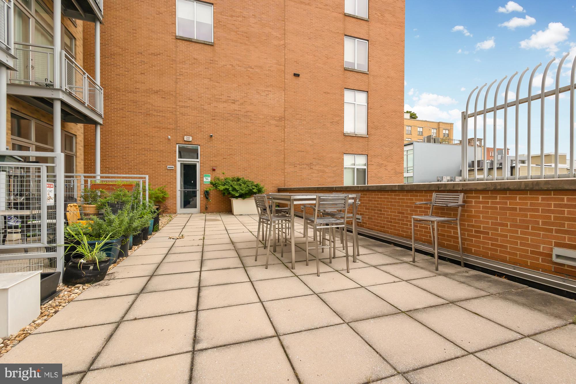 1390 V Street Northwest, Unit 421 Washington, DC 20009 - Photo 17 of 24