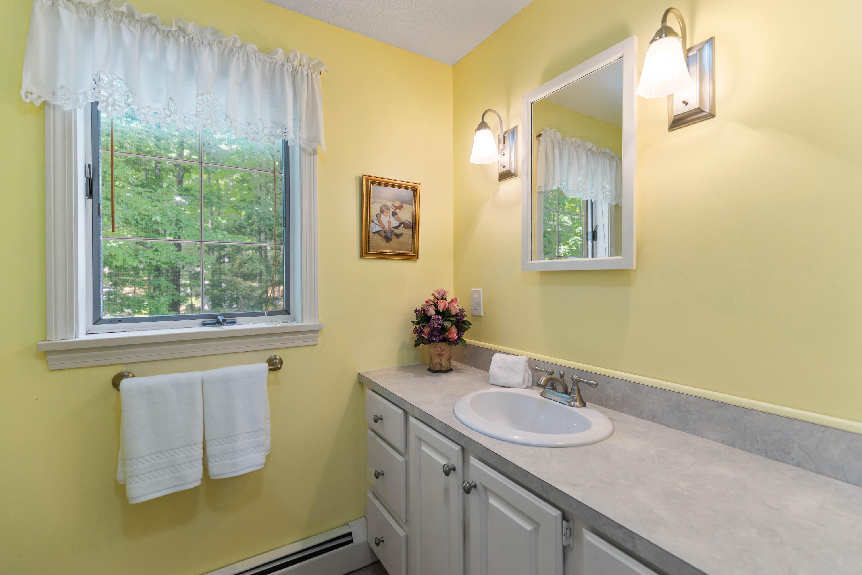 2 Azalea Lane, Unit 2 Windham, ME 04062 - Photo 22 of 39 2 Azelea Way Windham_24