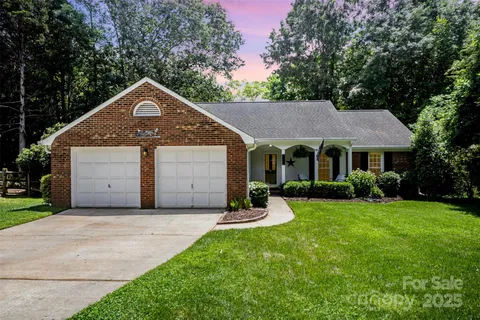 $439,999 | 1014 Covewood Court, Charlotte, NC 28270