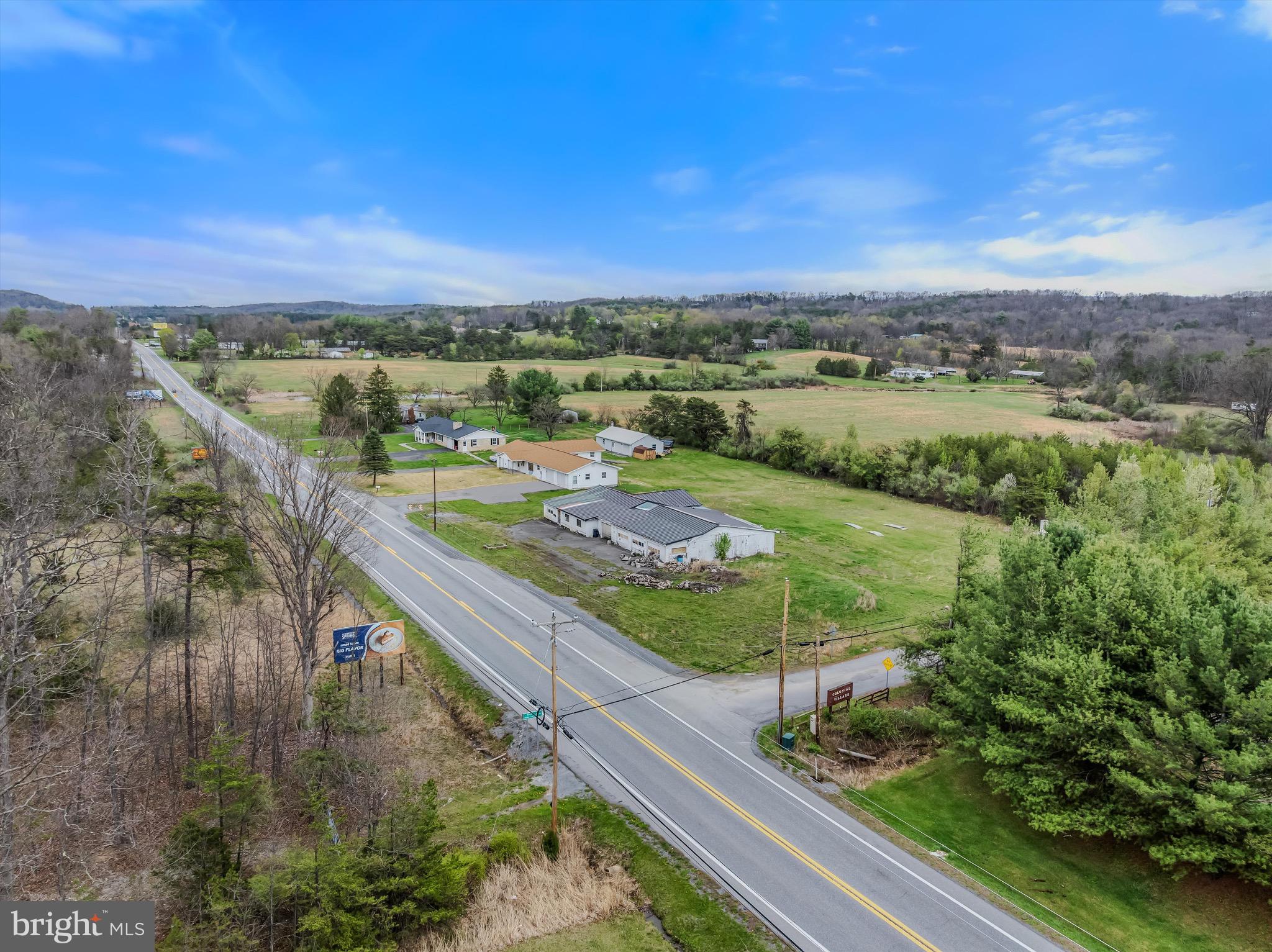 11223 Valley Road Berkeley Springs, WV 25411 - Photo 7 of 14