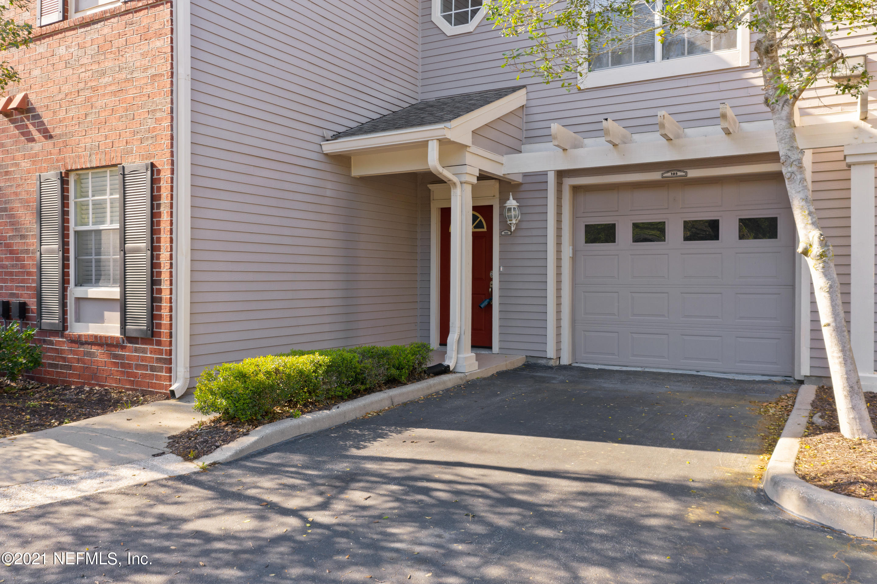 10901 Burnt Mill Road, Unit 103 Jacksonville, FL 32256 - Photo 9 of 33 10901 Burnt Mill Rd-9