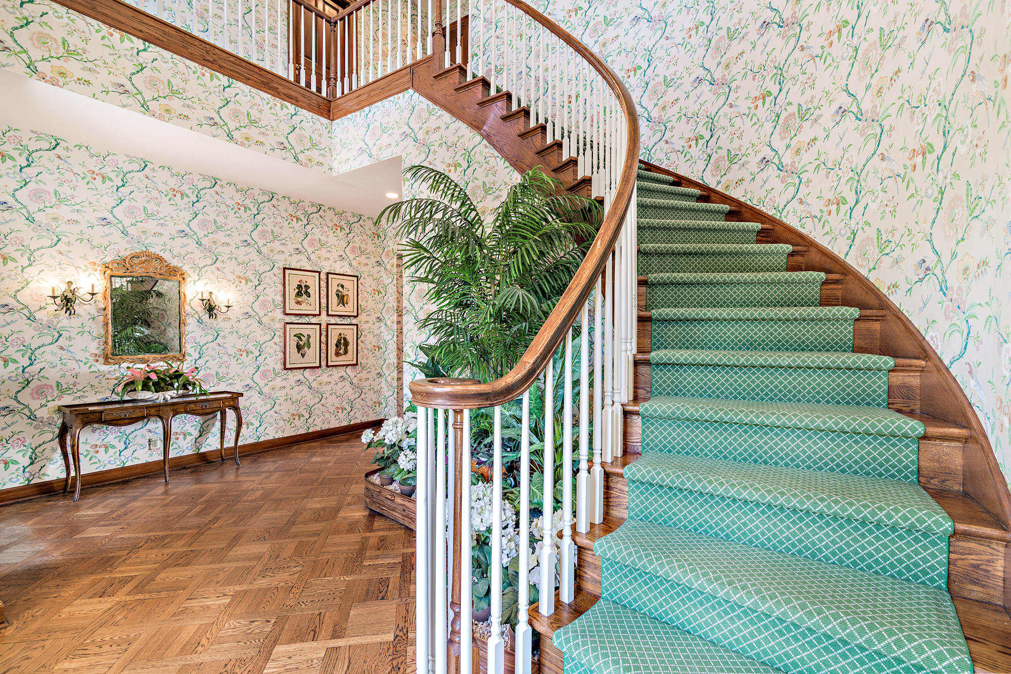 568 Island Drive Palm Beach, FL 33480 - Photo 8 of 34 a view of entryway with a front door