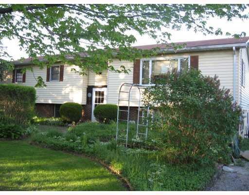 2410 Mercer West Middlesex Road West Middlesex, PA 16159 - Photo 1 of 13 Exterior Front.