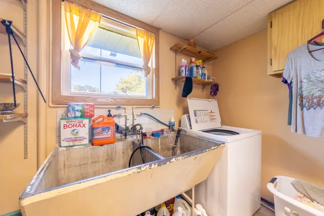 $288,000 | 225 North Dwiggins Street, Griffith, IN 46319