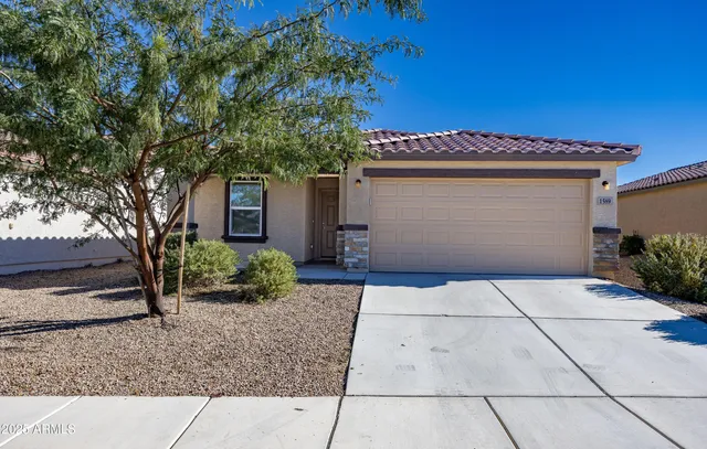 $289,900 | 1589 Cottonwood Bluffs Drive, Benson, AZ 85602