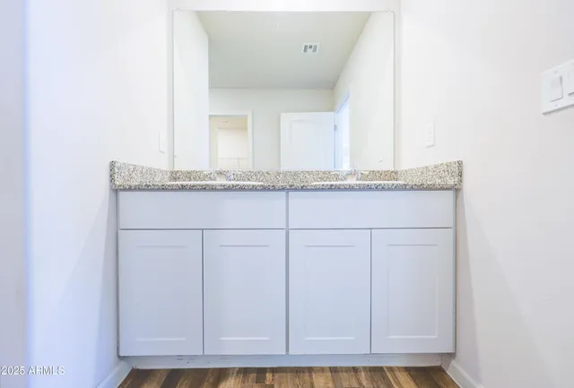 $289,900 | 1589 Cottonwood Bluffs Drive, Benson, AZ 85602