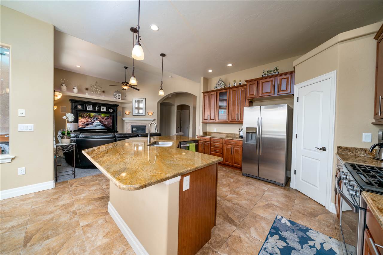 2276 Rock Valley Road Grand Junction, CO 81507 - Photo 10 of 37 Gallery Image 10