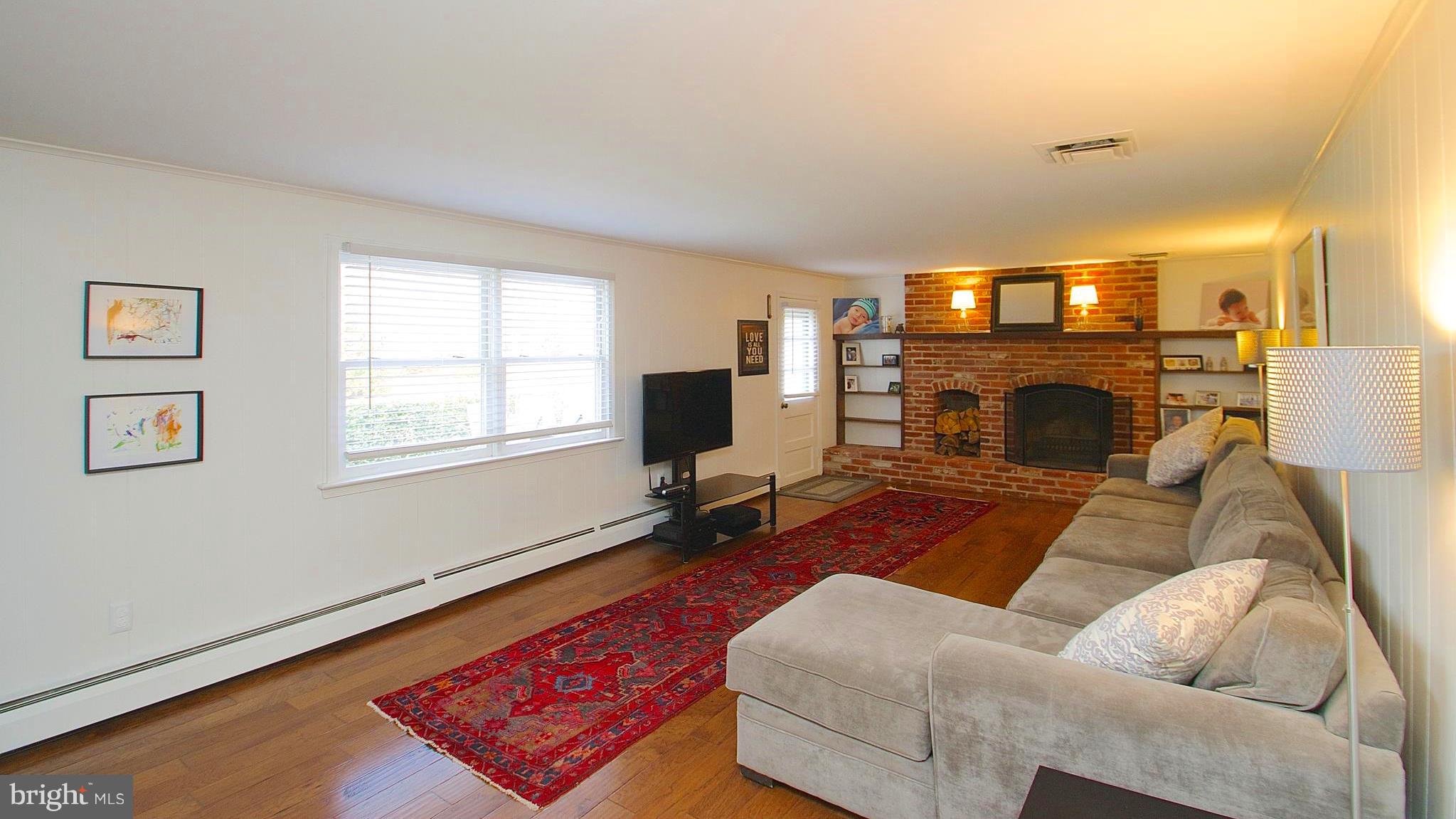 812 Roelofs Road Yardley, PA 19067 - Photo 11 of 36 Family Room