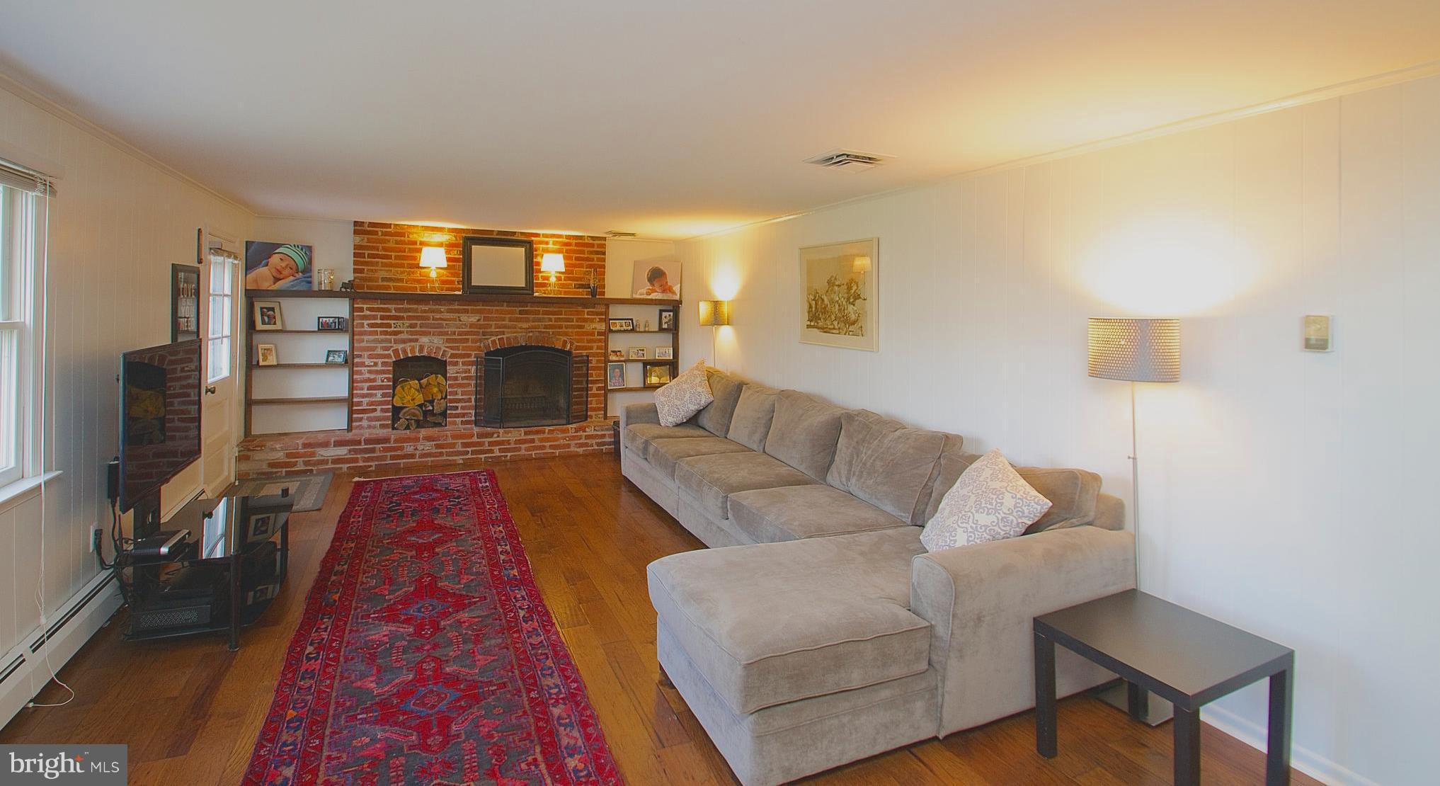 812 Roelofs Road Yardley, PA 19067 - Photo 12 of 36 Family Room