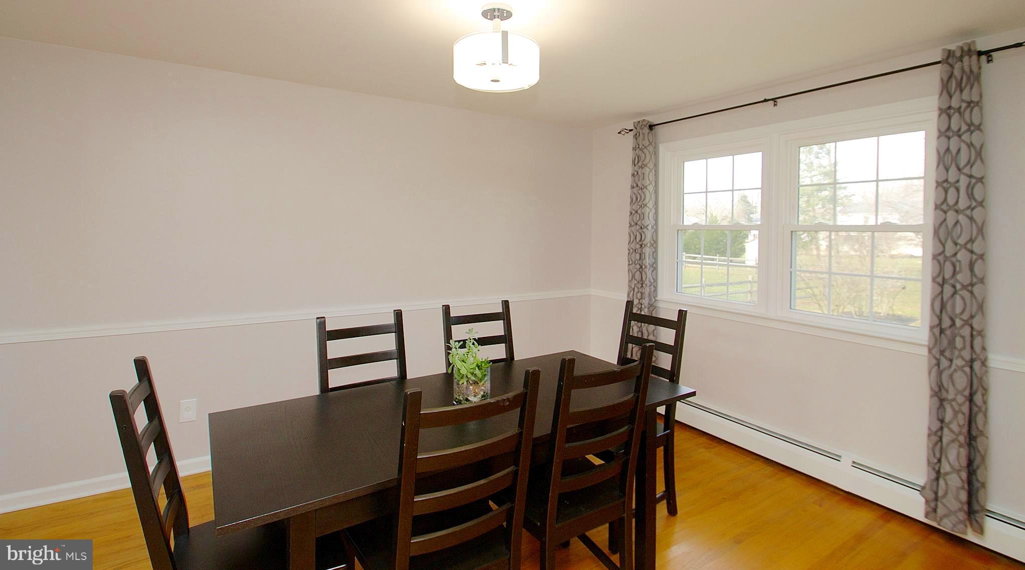 812 Roelofs Road Yardley, PA 19067 - Photo 14 of 36 Dining Room