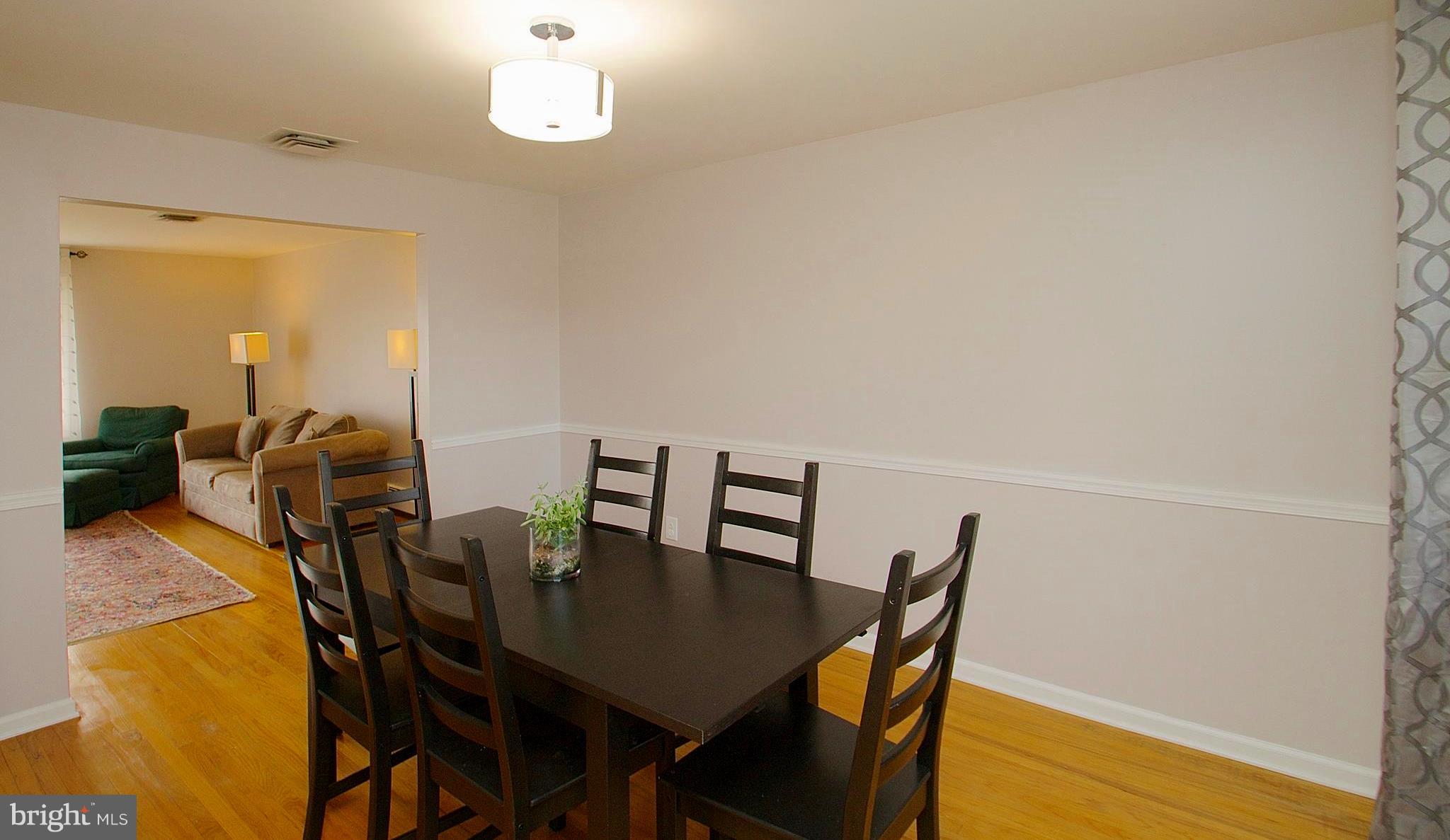 812 Roelofs Road Yardley, PA 19067 - Photo 15 of 36 Dining Room