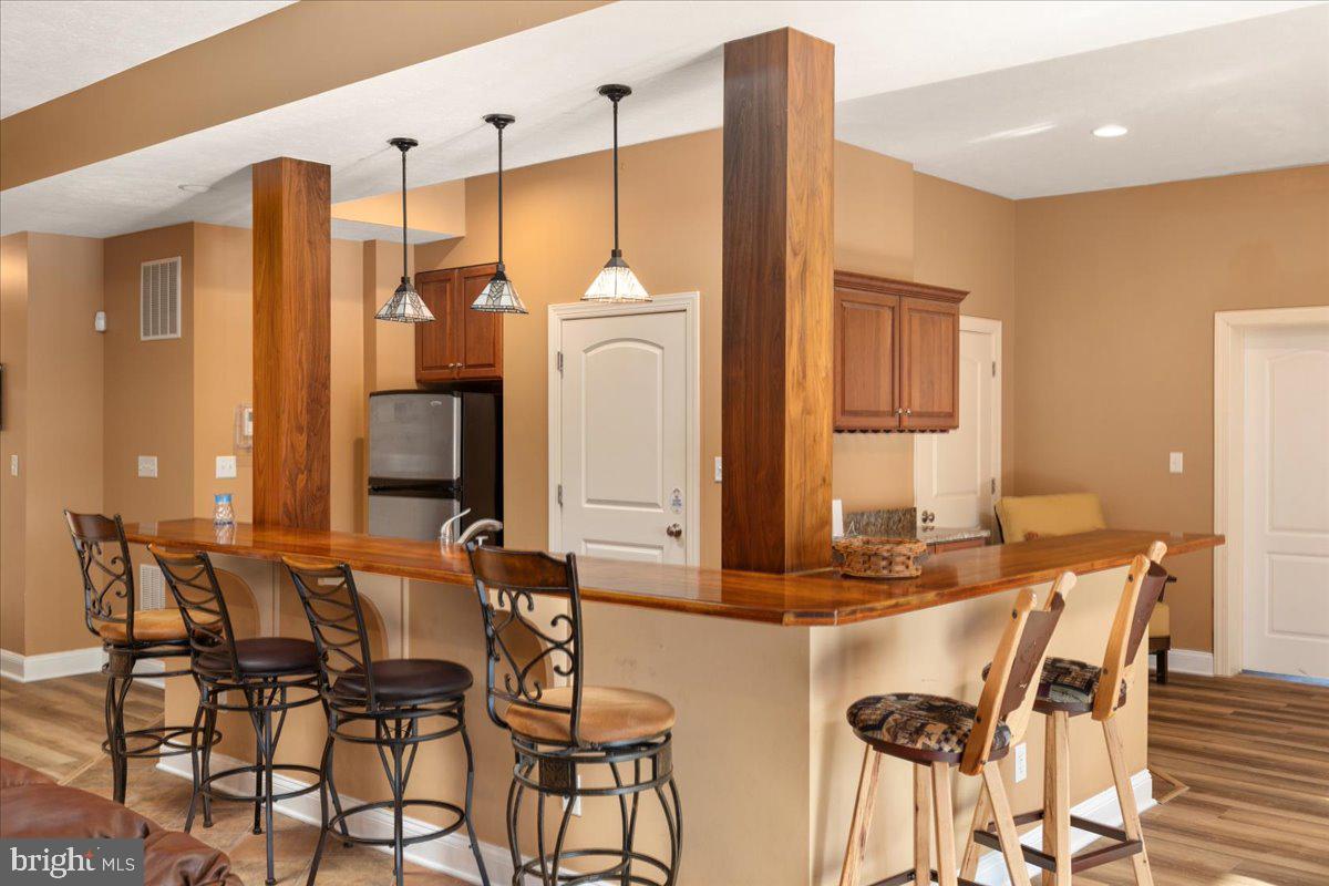 1406 Panhandle Road Bentonville, VA 22610 - Photo 60 of 118 Kitchen Bar