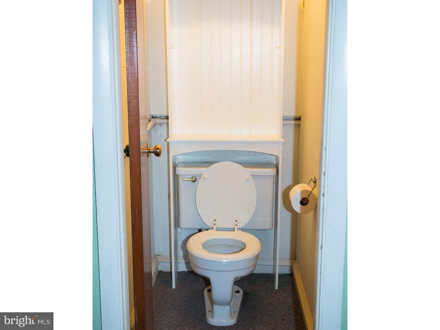 109 Lawrence Road Broomall, PA 19008 - Photo 13 of 20 Bathroom
