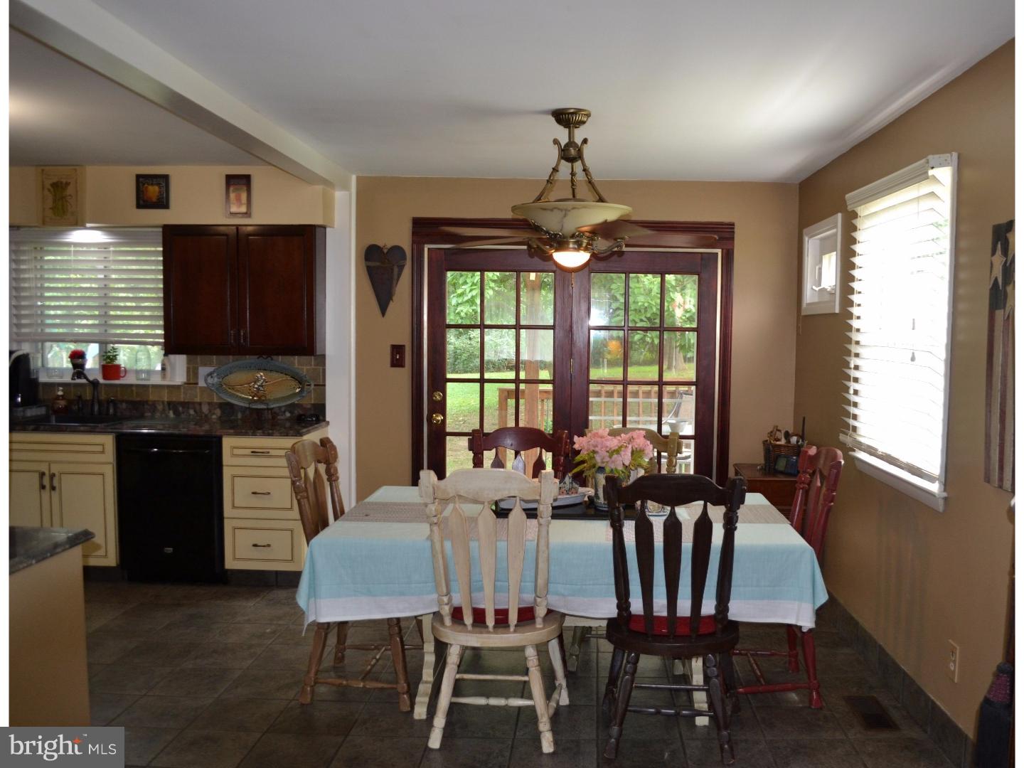109 Lawrence Road Broomall, PA 19008 - Photo 4 of 20 Dining Room