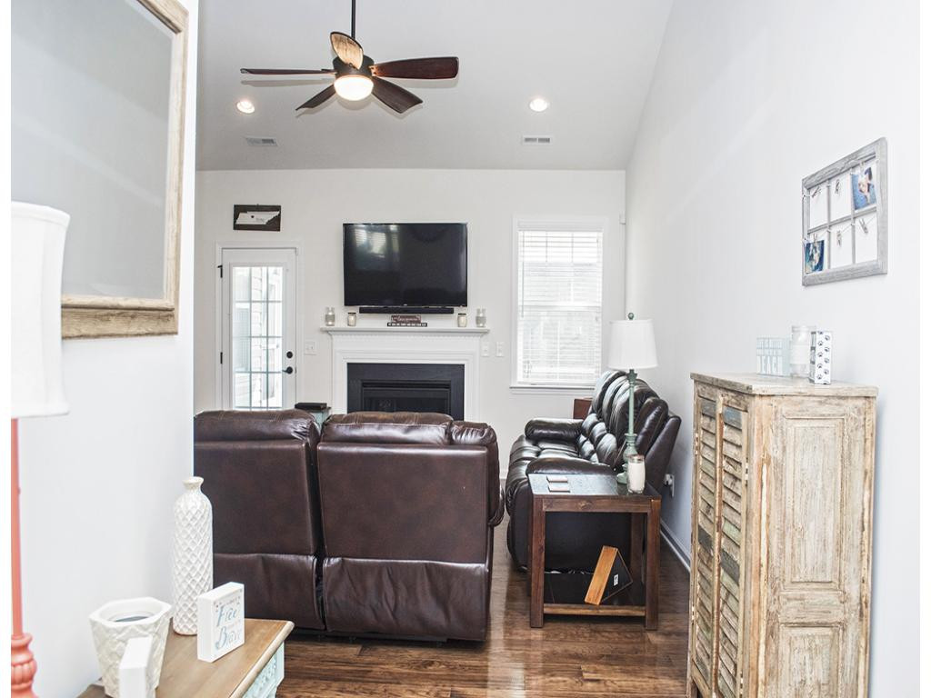 1296 Hammett Road Johnson City, TN 37615 - Photo 2 of 26 Photo 2
