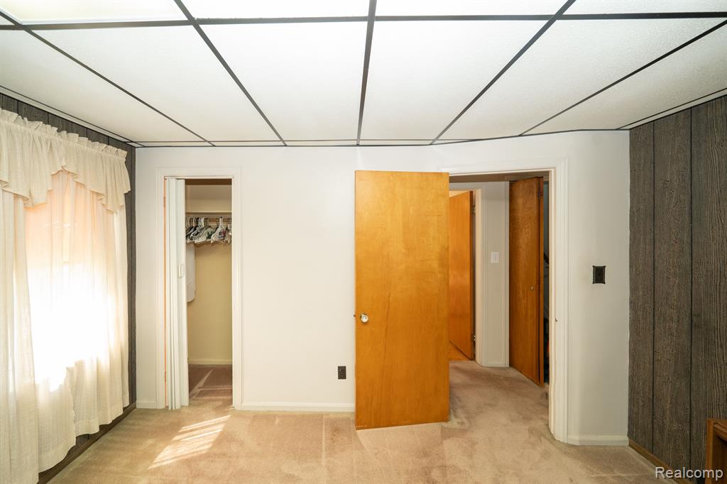 1849 Oxford Road Berkley, MI 48072 - Photo 39 of 53 Gallery Image 39