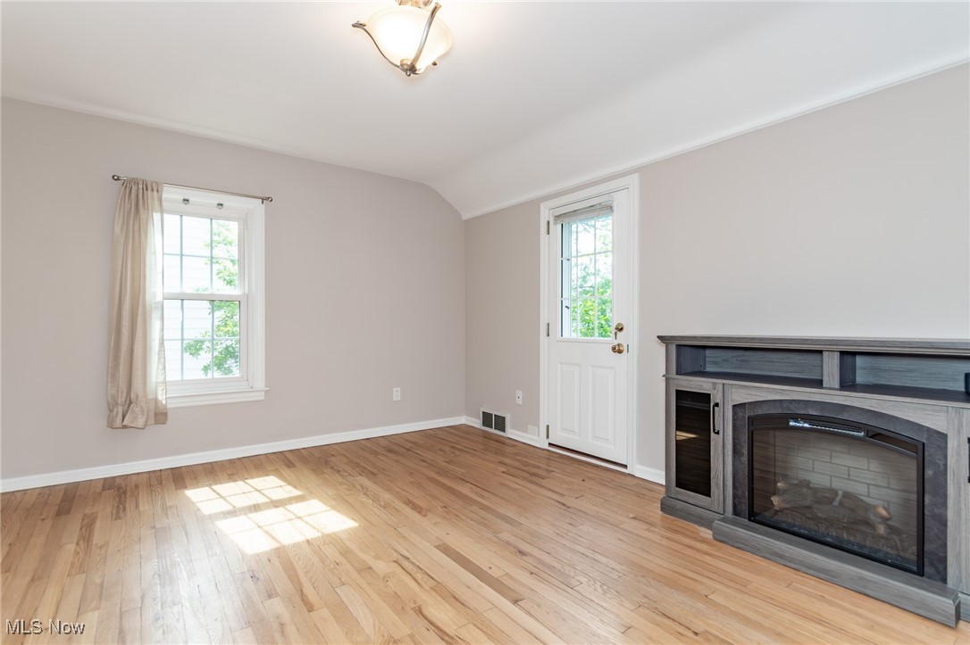 5195 Mayview Road Cleveland, OH 44124 - Photo 23 of 49