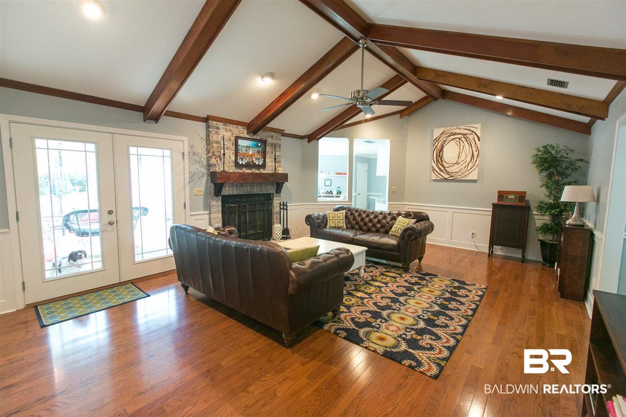 81 Caisson Trace Daphne, AL 36527 - Photo 6 of 40 Living Room