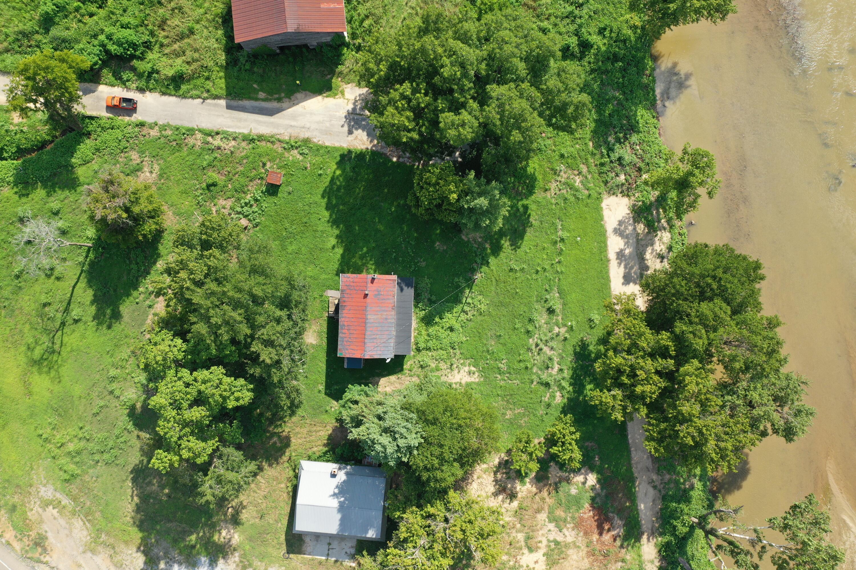 155 Highway 107 Del Rio, TN 37727 - Photo 3 of 7 DJI_0652