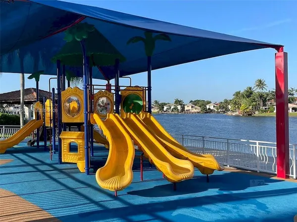 $3,300 | 10730 Northwest 66th Street, Unit 512, Doral, FL 33178