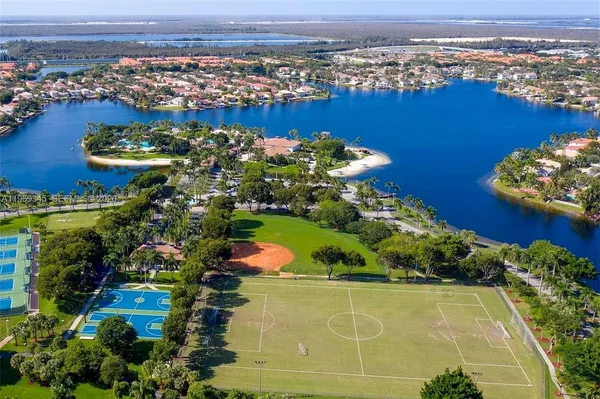 $3,300 | 10730 Northwest 66th Street, Unit 512, Doral, FL 33178