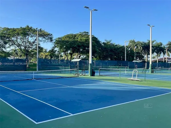 $3,300 | 10730 Northwest 66th Street, Unit 512, Doral, FL 33178