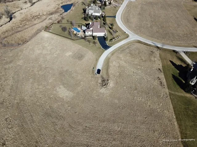 $100,000 | 4 Derek Drive, Elburn, IL 60119