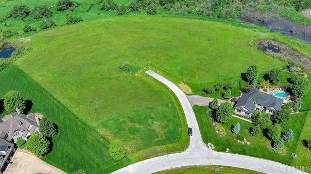 $100,000 | 4 Derek Drive, Elburn, IL 60119