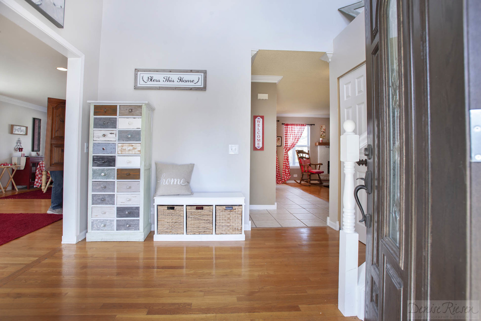 141 Seton Creek Drive Oswego, IL 60543 - Photo 2 of 25