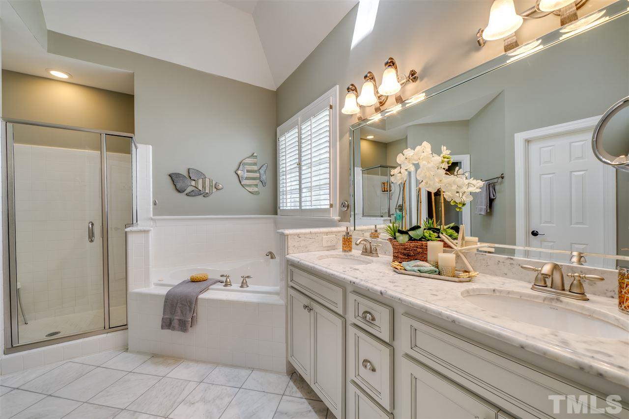 2404 Wertherson Lane Raleigh, NC 27613 - Photo 11 of 30 Gallery Image 11
