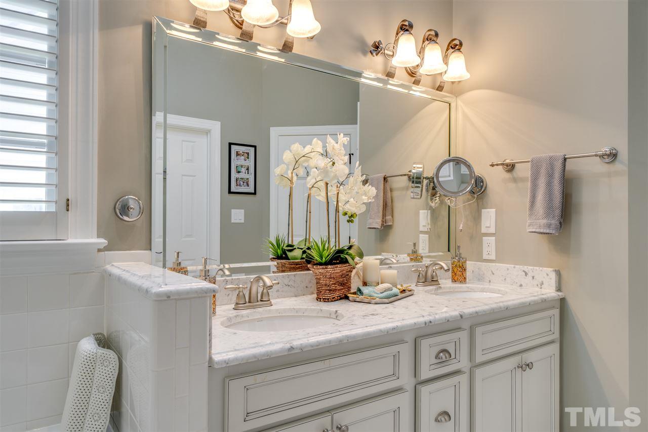 2404 Wertherson Lane Raleigh, NC 27613 - Photo 12 of 30 Gallery Image 12