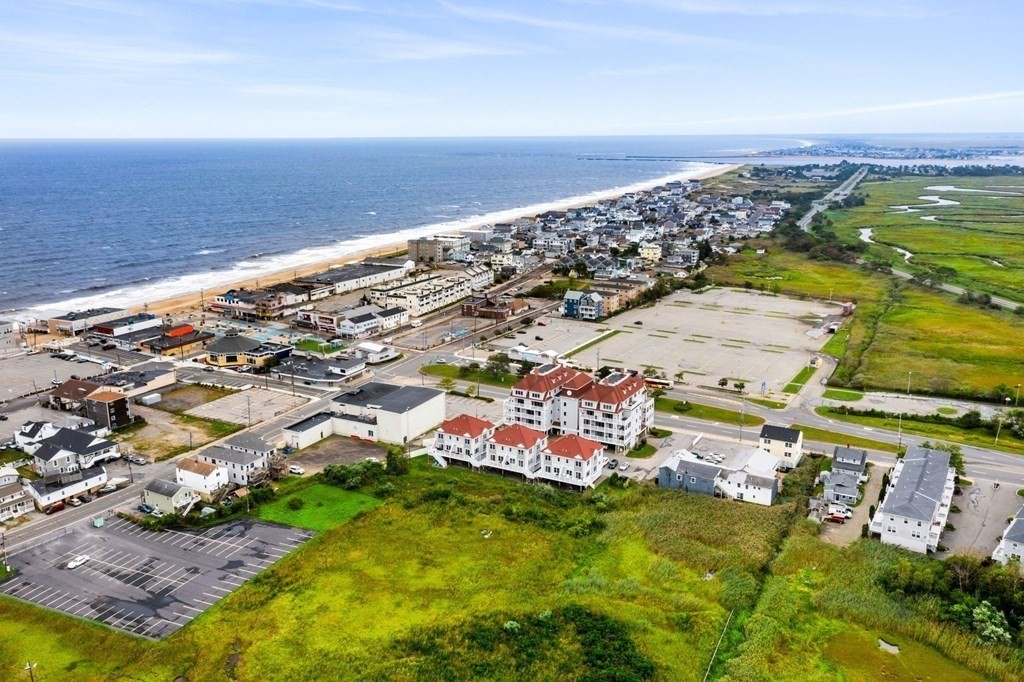 233 Beach Road, Unit A3 Salisbury, MA 01952 - Photo 4 of 30 Gallery Image 4