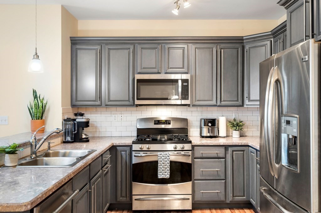 233 Beach Road, Unit A3 Salisbury, MA 01952 - Photo 6 of 30 Gallery Image 6