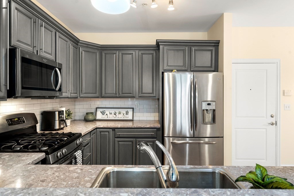 233 Beach Road, Unit A3 Salisbury, MA 01952 - Photo 9 of 30 Gallery Image 9