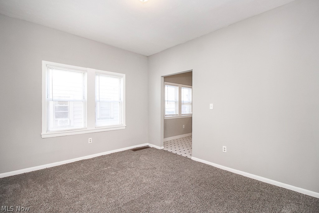 825 Alhambra Road, Unit 1/DN Cleveland, OH 44110 - Photo 9 of 28