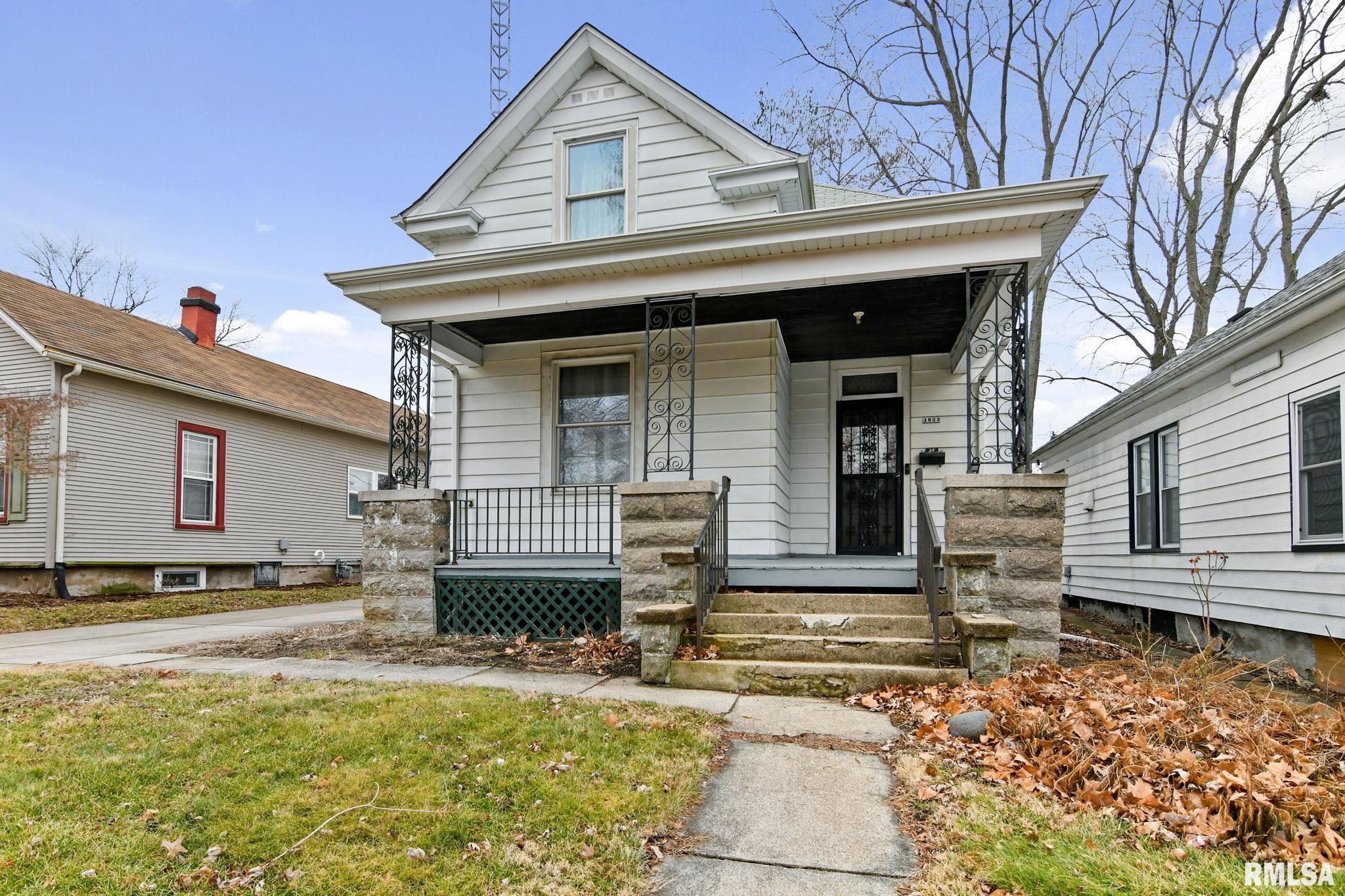 1623 North 8th Street Springfield, IL 62702 - Photo 1 of 47