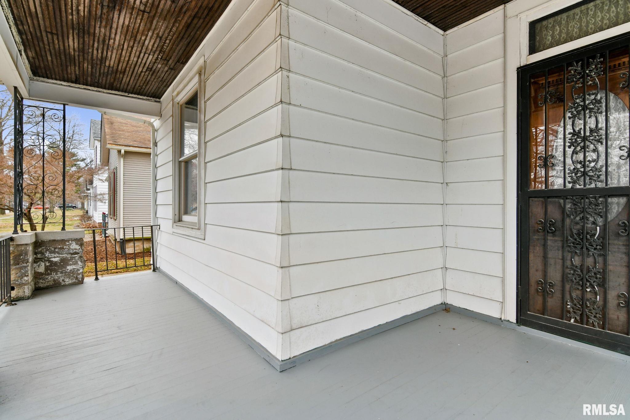 1623 North 8th Street Springfield, IL 62702 - Photo 3 of 47