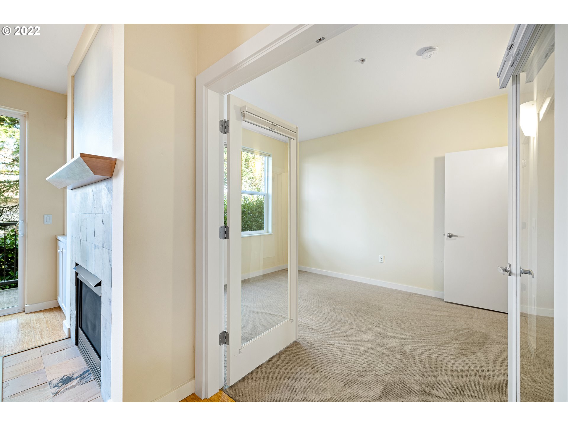 347 Rustic Place, Unit 8 Eugene, OR 97401 - Photo 16 of 31 a view interior of the house