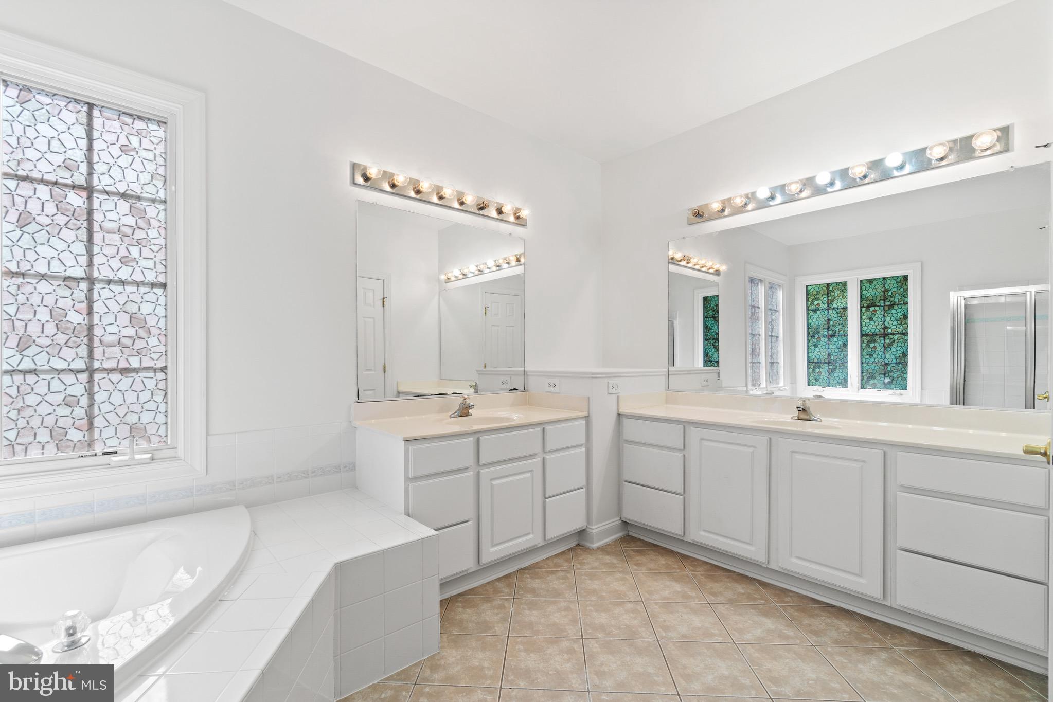 13049 Taverner Loop Woodbridge, VA 22192 - Photo 15 of 32