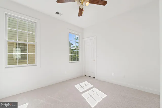 $3,450 | 13049 Taverner Loop, Woodbridge, VA 22192