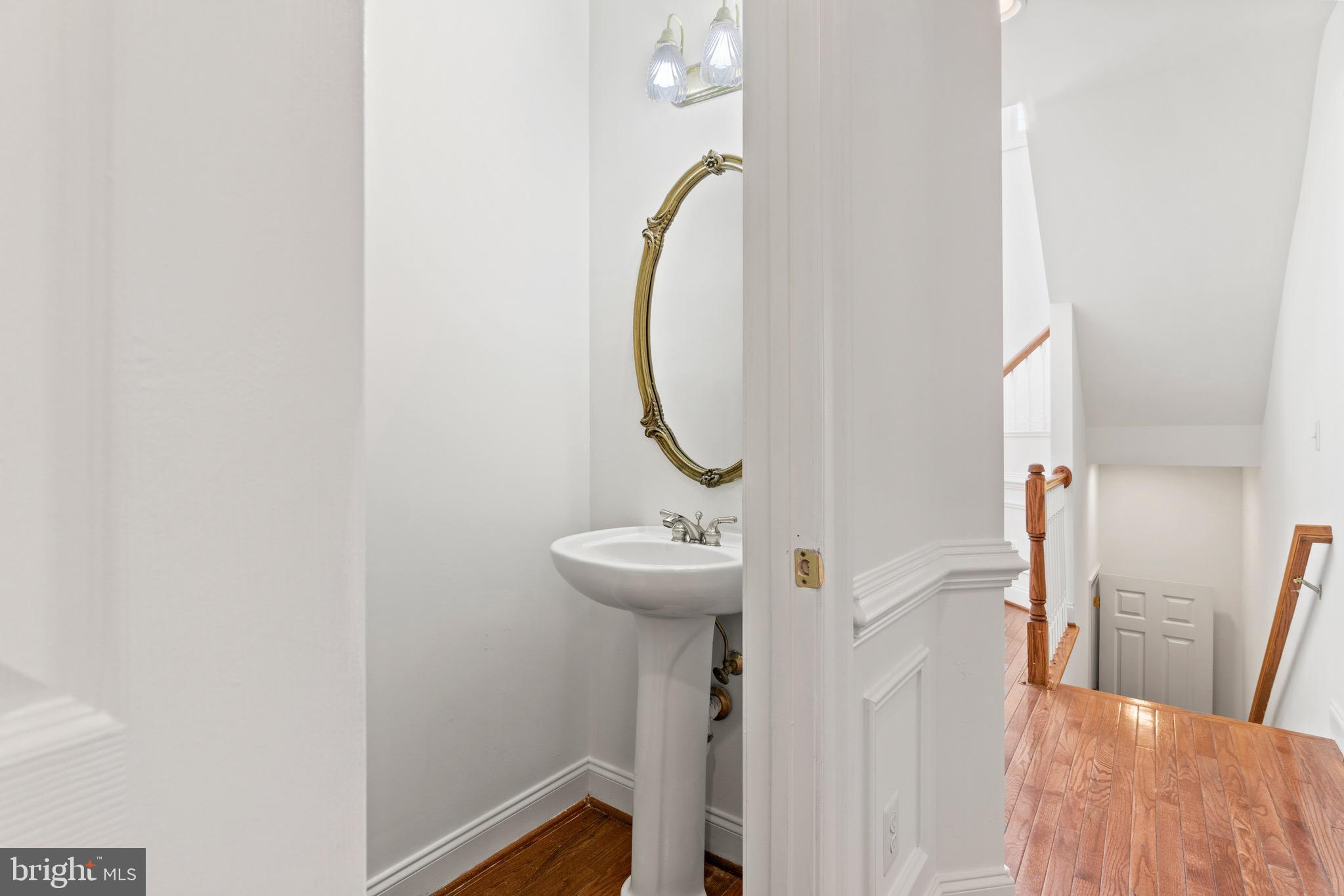 13049 Taverner Loop Woodbridge, VA 22192 - Photo 23 of 32