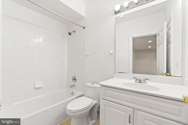 $3,450 | 13049 Taverner Loop, Woodbridge, VA 22192