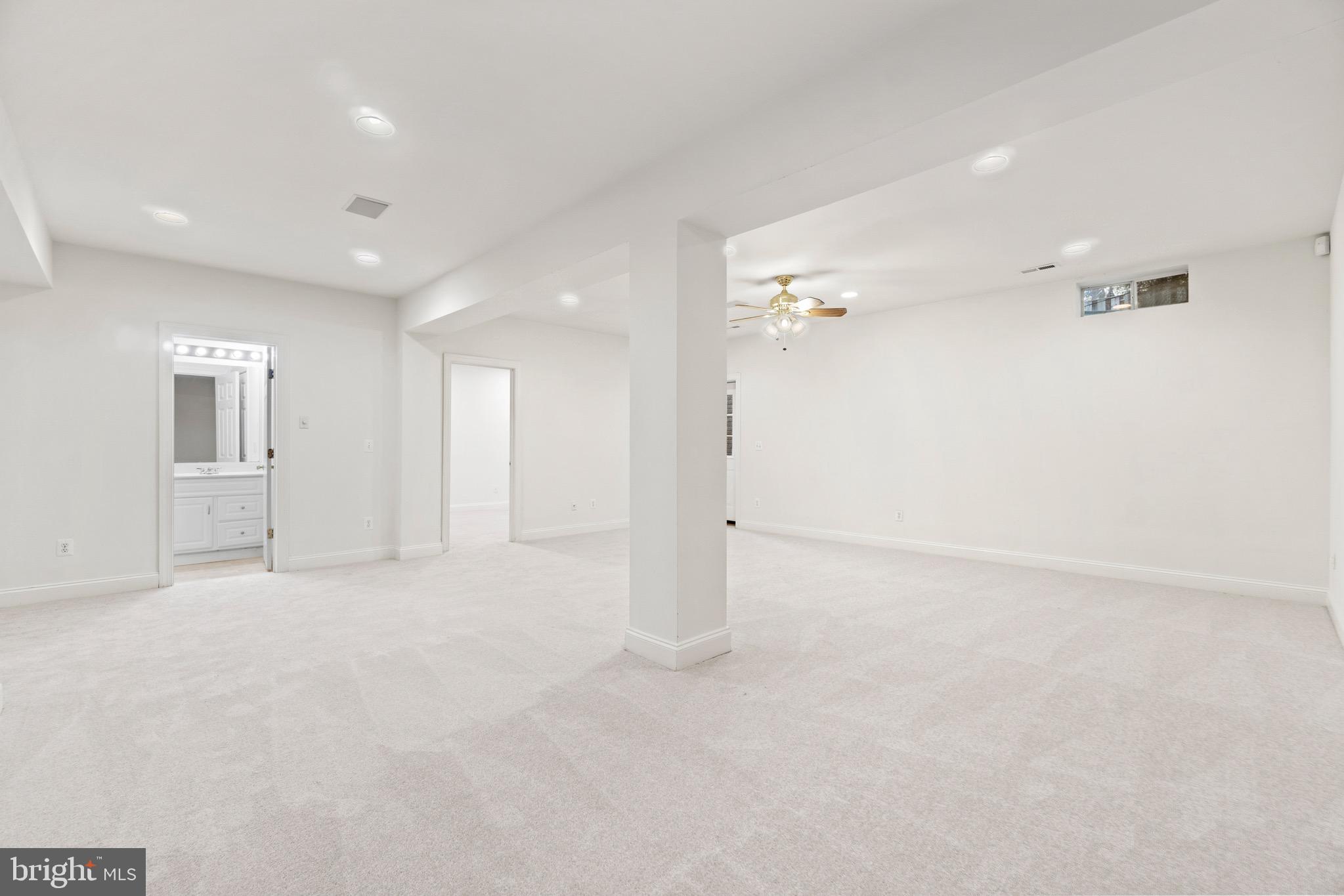 13049 Taverner Loop Woodbridge, VA 22192 - Photo 30 of 32